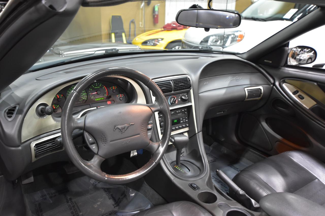 Ford Mustang 2dr Convertible GT Deluxe 2002