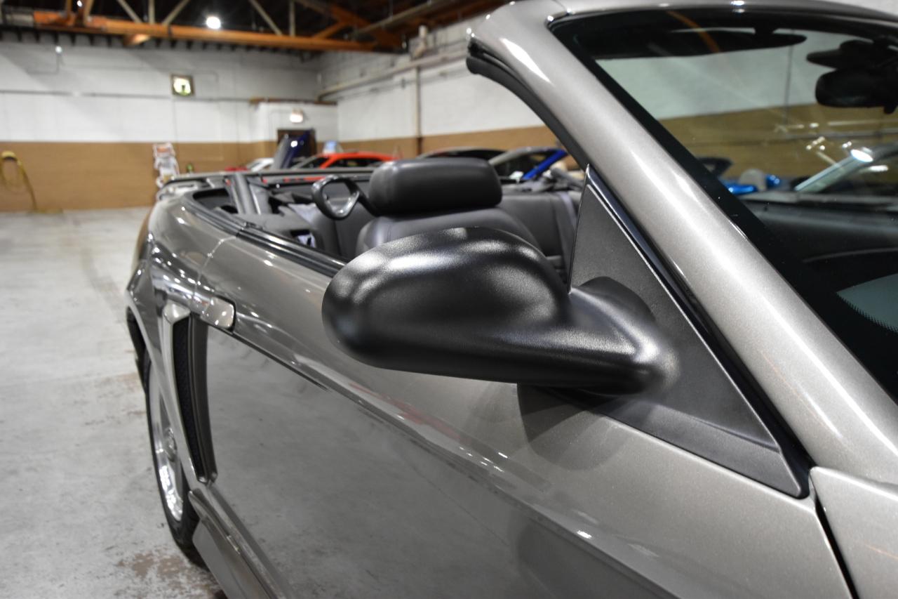 Ford Mustang 2dr Convertible GT Deluxe 2002
