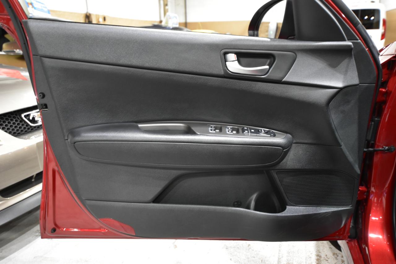 Kia Optima SE Auto 2020
