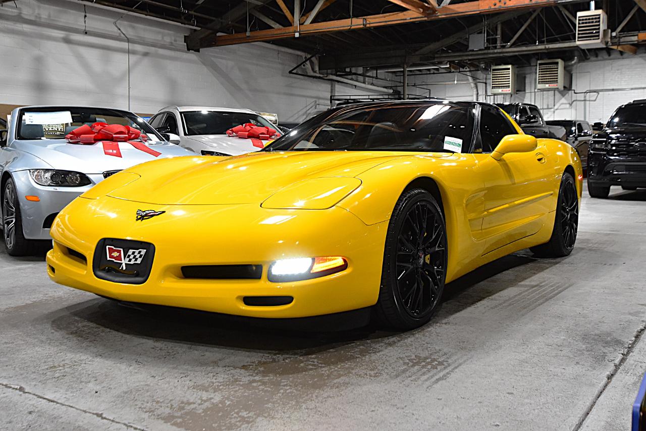 Chevrolet Corvette 2dr Cpe 2003