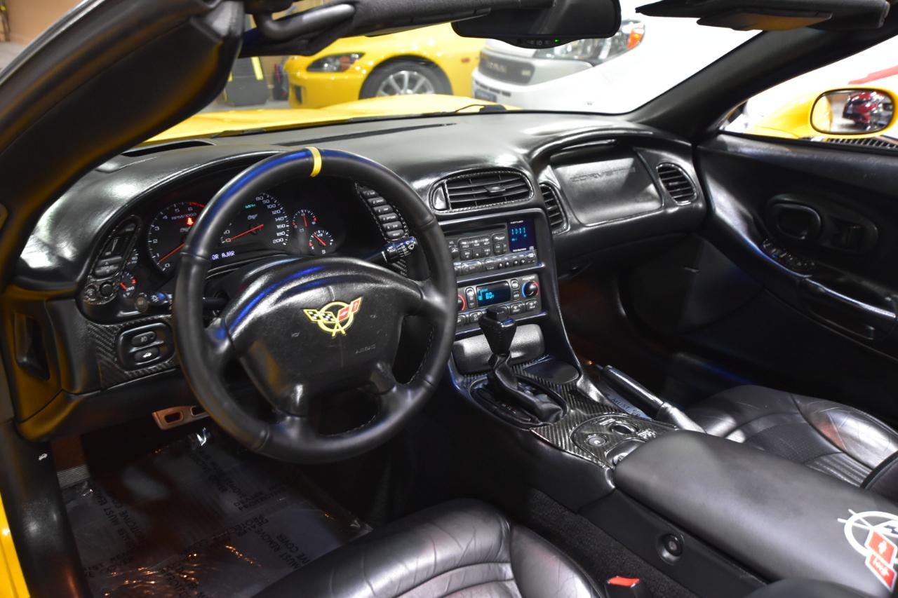 Chevrolet Corvette 2dr Cpe 2003