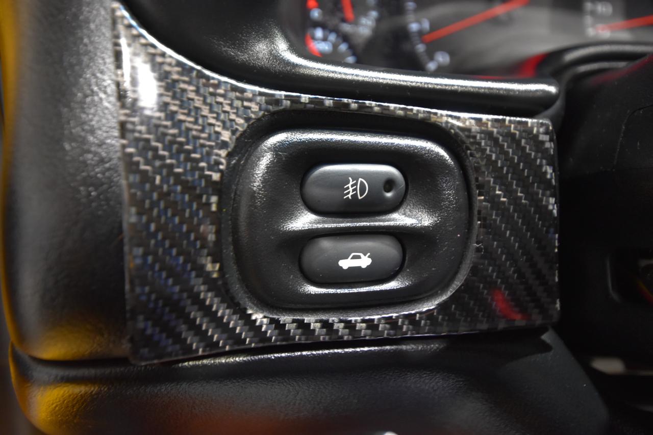 Chevrolet Corvette 2dr Cpe 2003