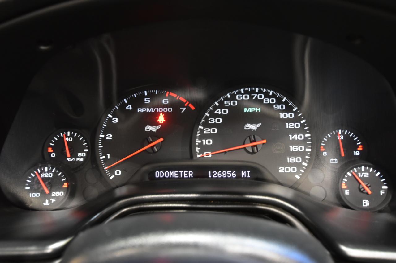 Chevrolet Corvette 2dr Cpe 2003