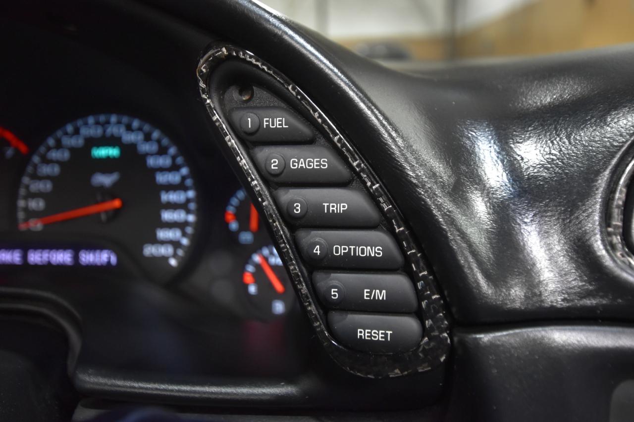 Chevrolet Corvette 2dr Cpe 2003