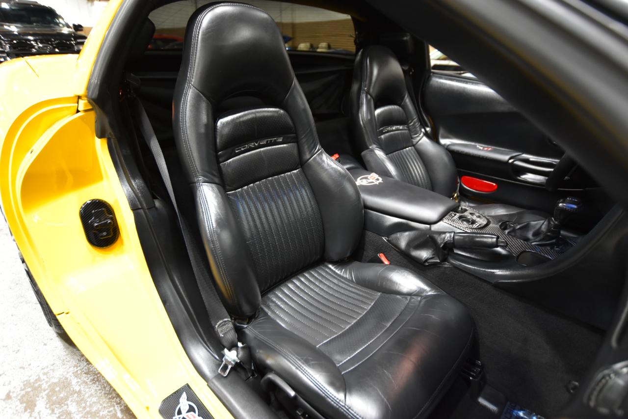 Chevrolet Corvette 2dr Cpe 2003
