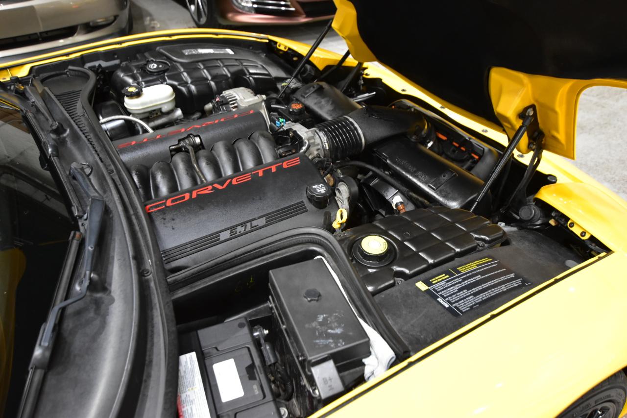 Chevrolet Corvette 2dr Cpe 2003