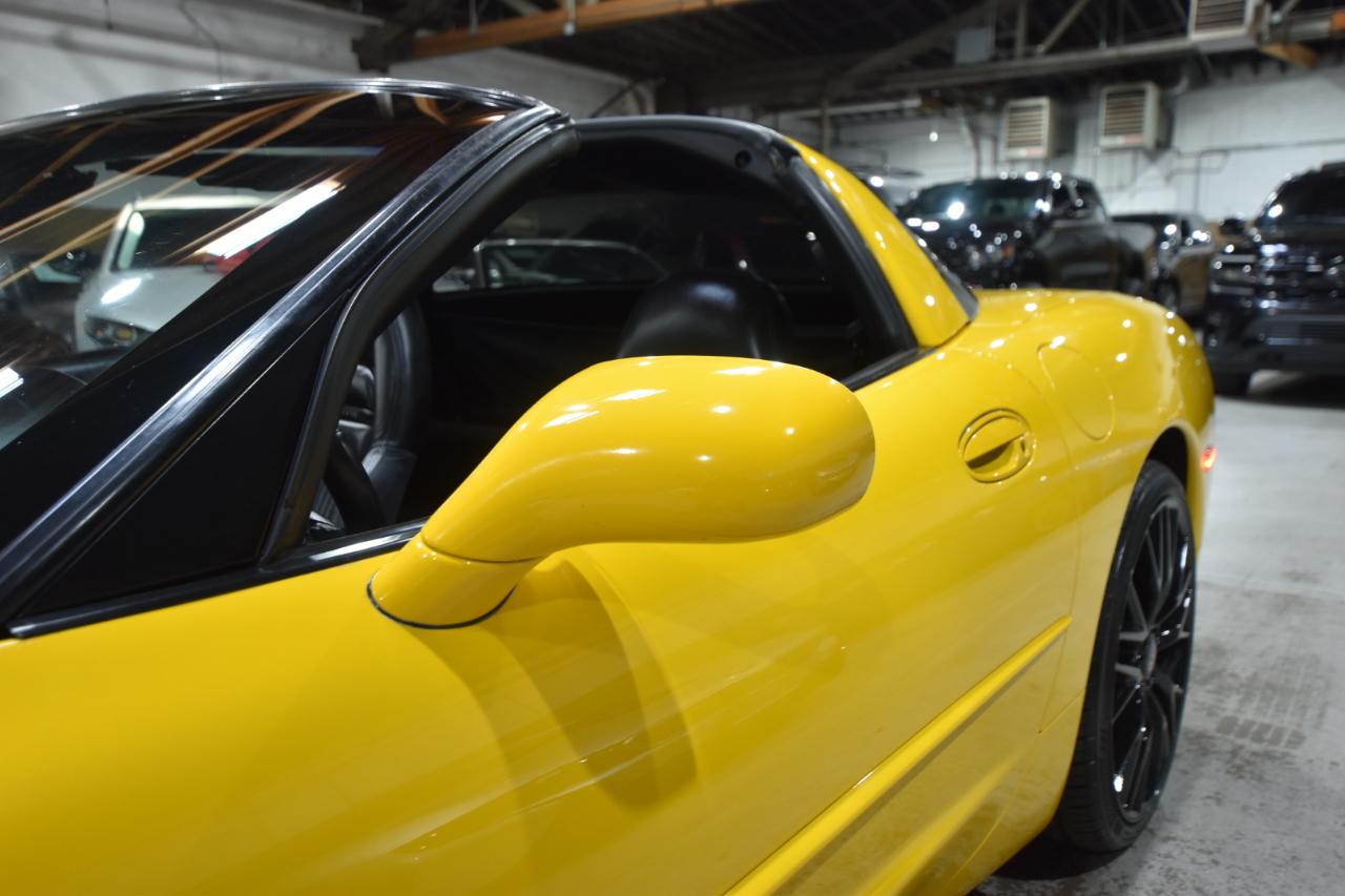 Chevrolet Corvette 2dr Cpe 2003