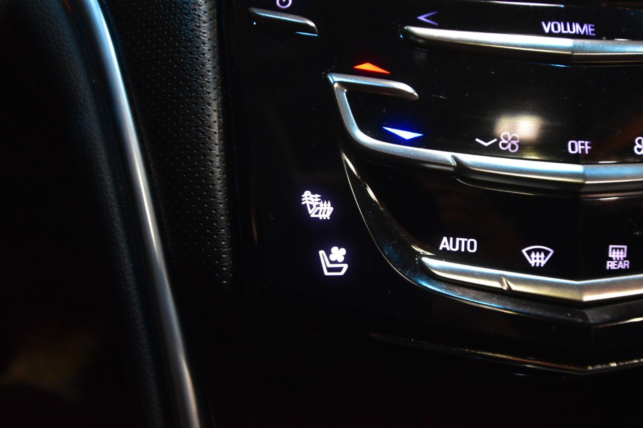 Cadillac XTS 4dr Sdn Luxury AWD 2019