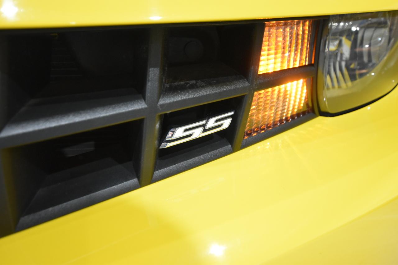 Chevrolet Camaro 2dr Cpe 2SS 2010
