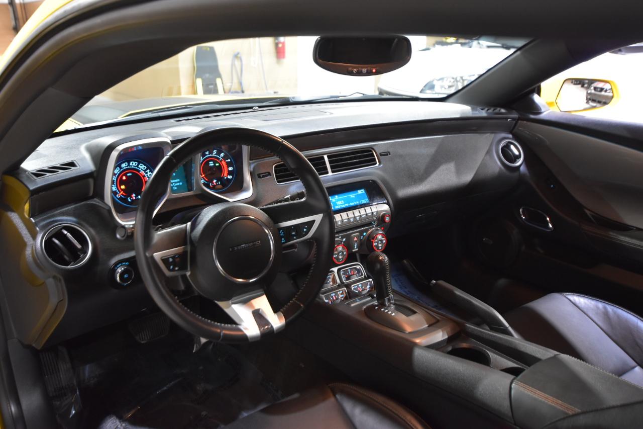 Chevrolet Camaro 2dr Cpe 2SS 2010