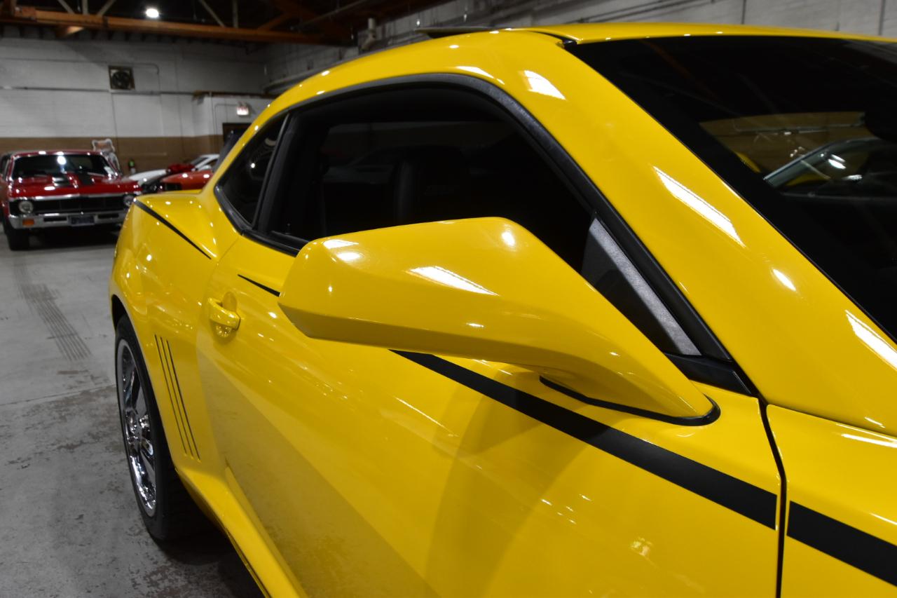 Chevrolet Camaro 2dr Cpe 2SS 2010