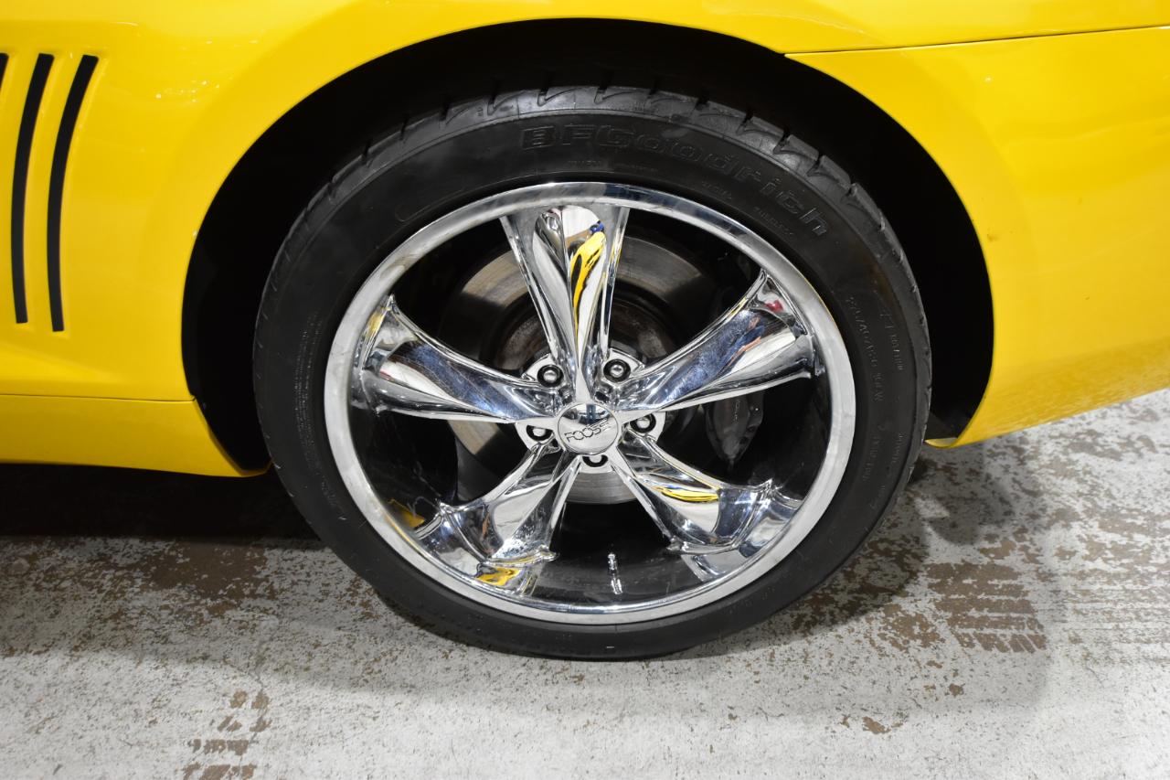 Chevrolet Camaro 2dr Cpe 2SS 2010