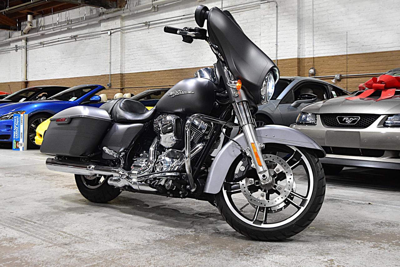 Harley-Davidson FLHXS  2016