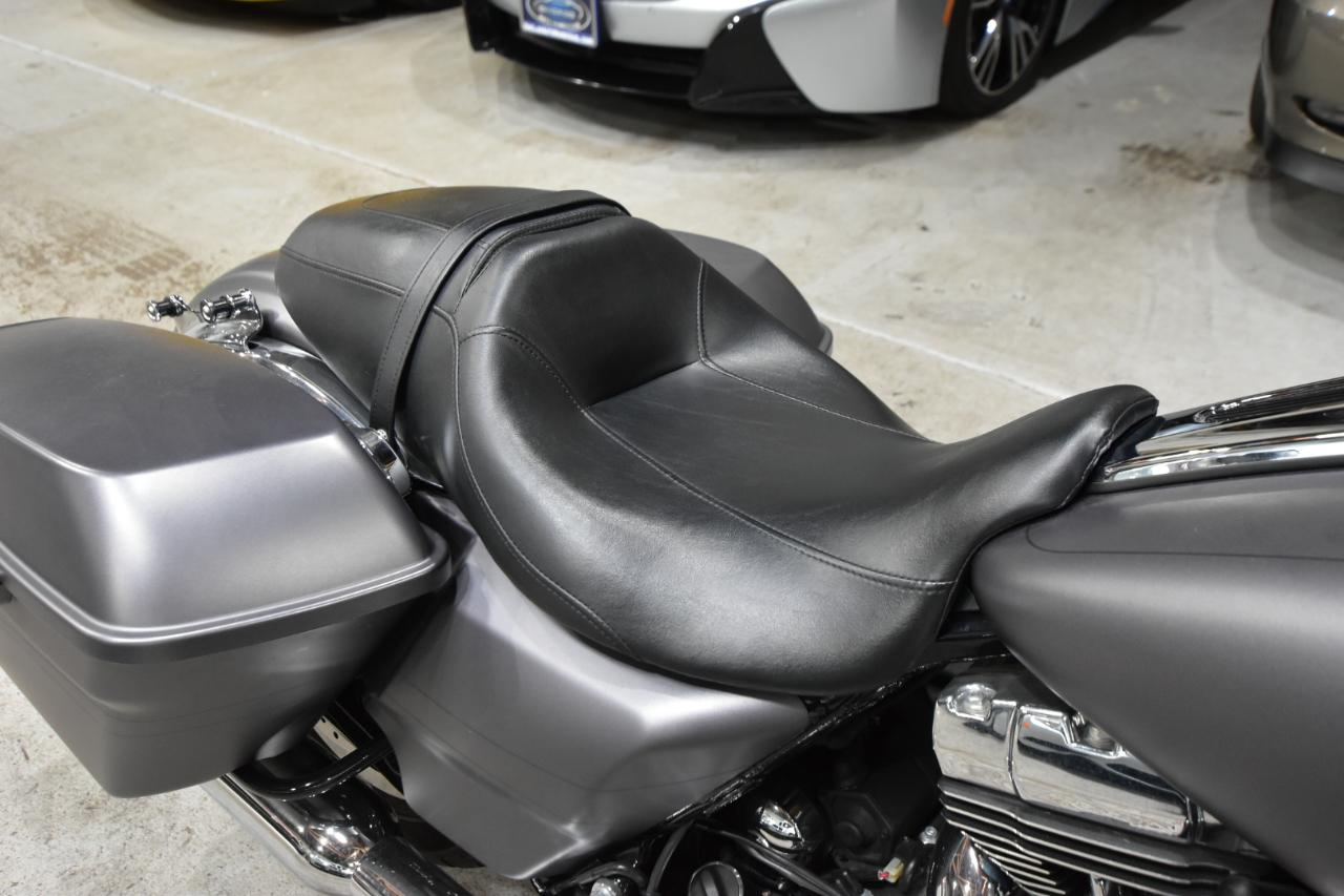 Harley-Davidson FLHXS  2016