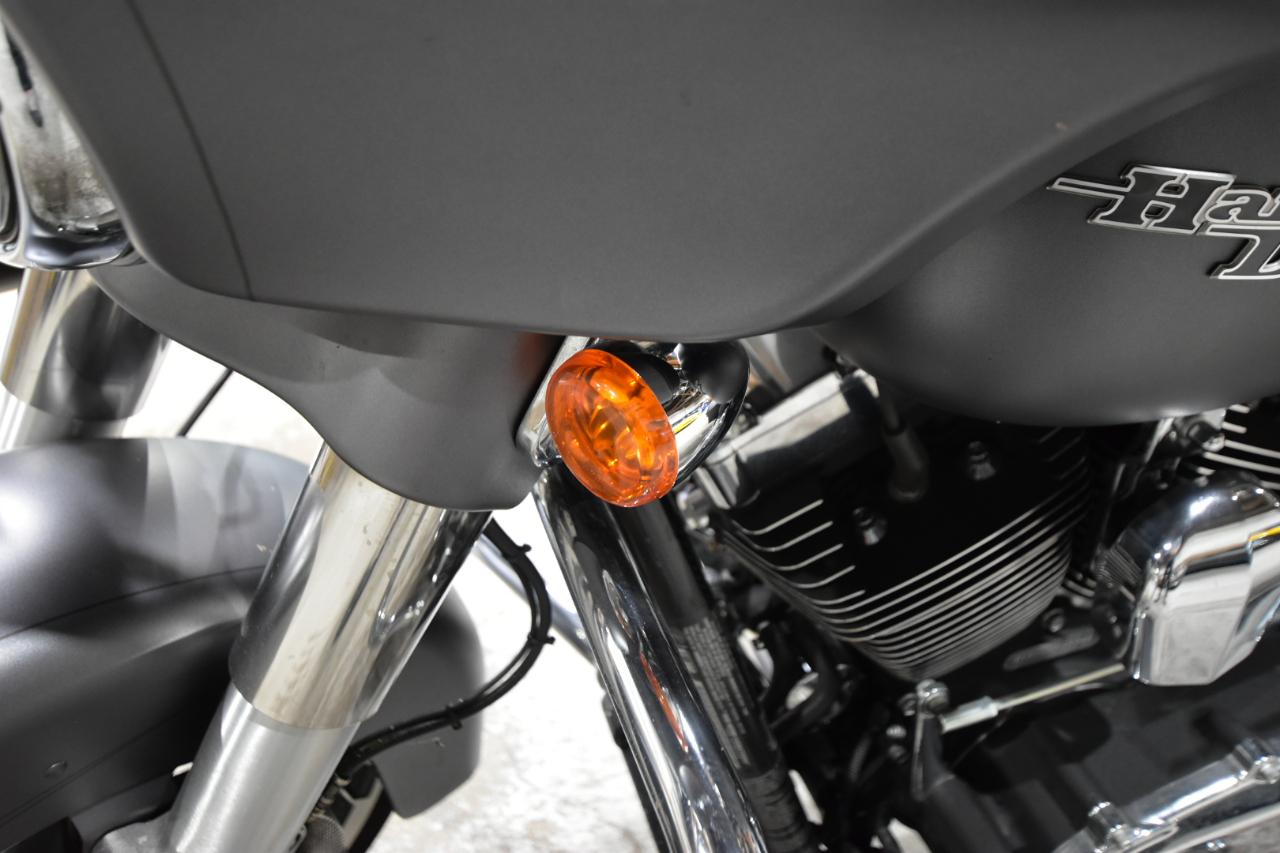 Harley-Davidson FLHXS  2016