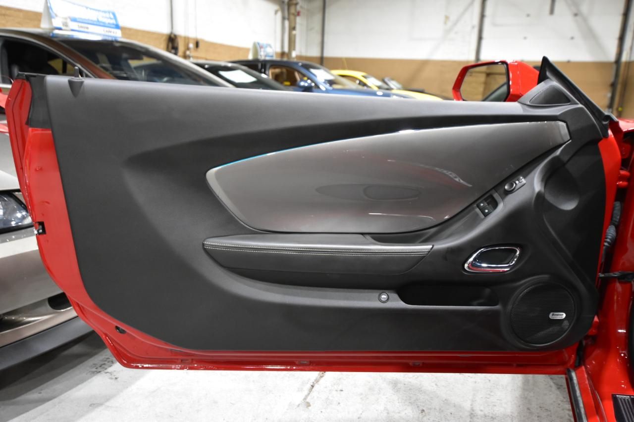 Chevrolet Camaro 2dr Cpe 2SS 2010