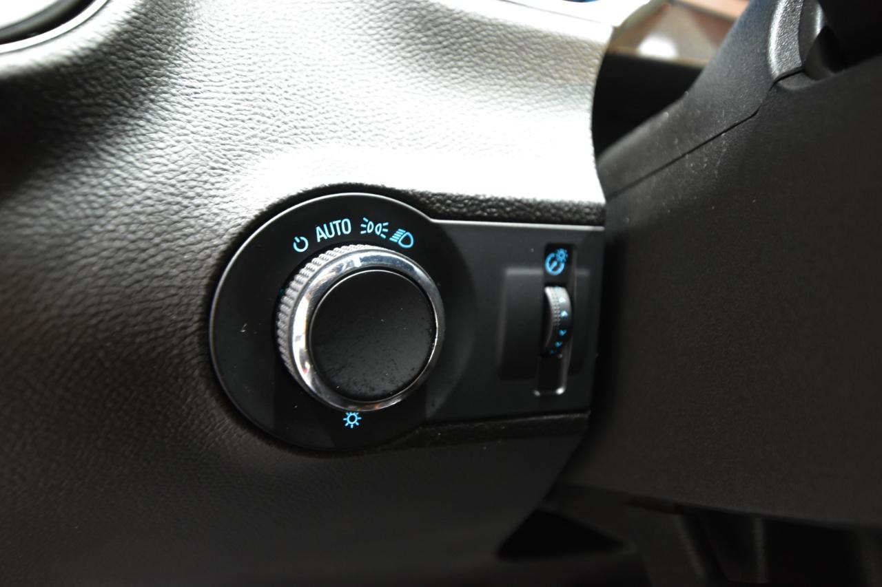 Chevrolet Camaro 2dr Cpe 2SS 2010