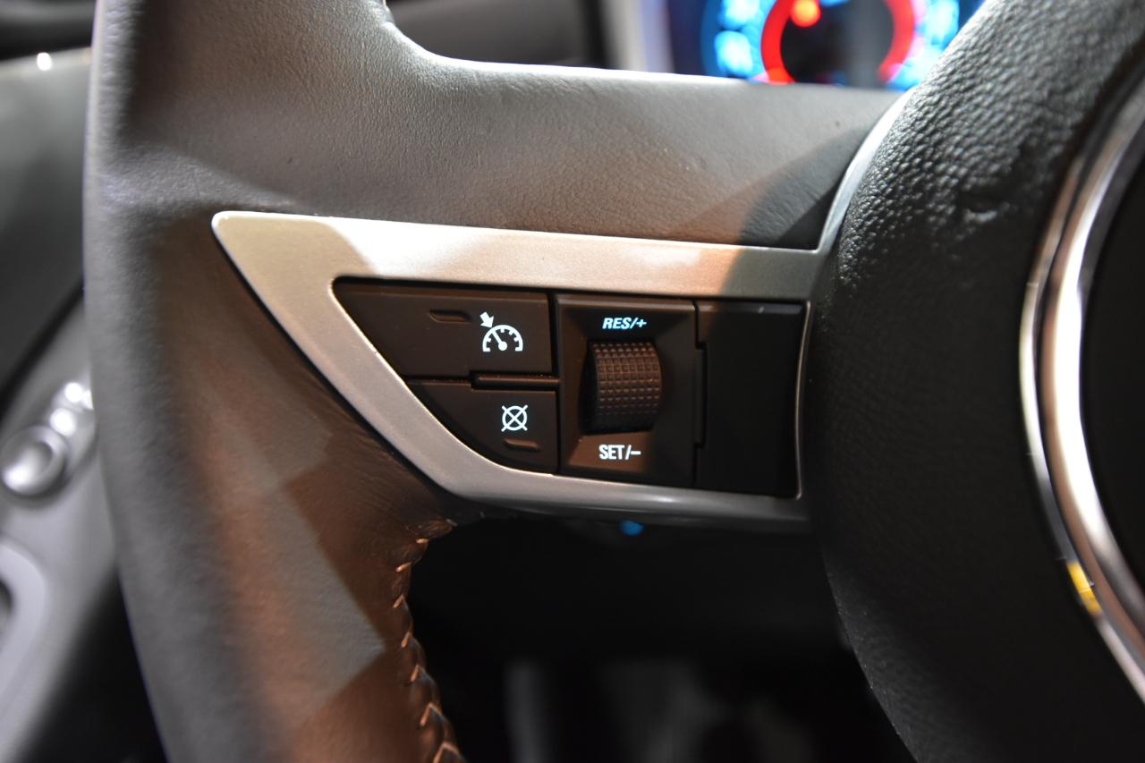 Chevrolet Camaro 2dr Cpe 2SS 2010