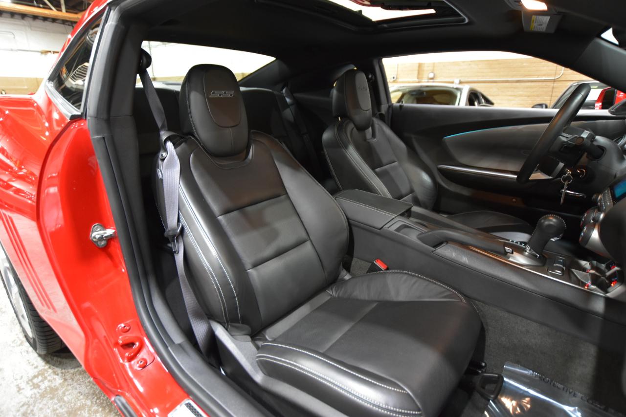 Chevrolet Camaro 2dr Cpe 2SS 2010