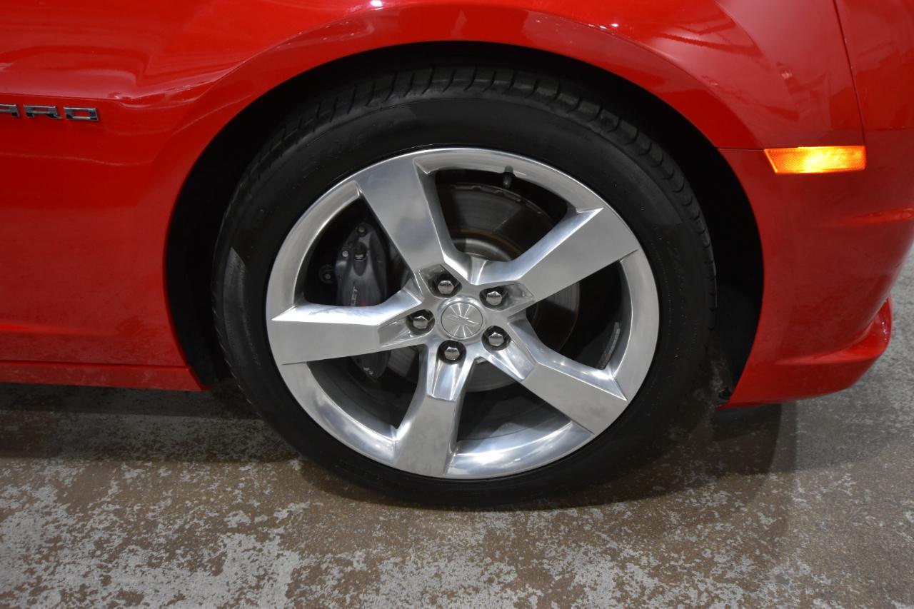 Chevrolet Camaro 2dr Cpe 2SS 2010