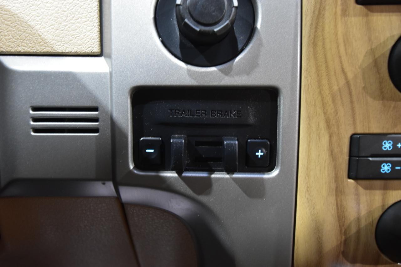 Ford F-150 4WD SuperCab 145" Lariat 2011
