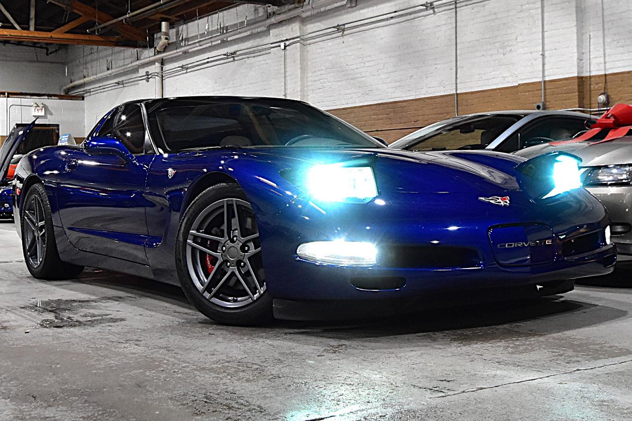 Chevrolet Corvette 2dr Cpe 2004