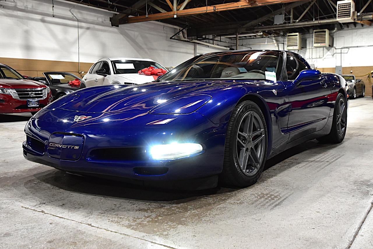Chevrolet Corvette 2dr Cpe 2004