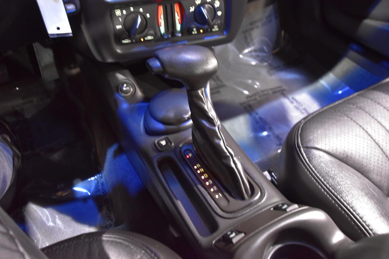 Chevrolet Monte Carlo 2dr Cpe SS 2002