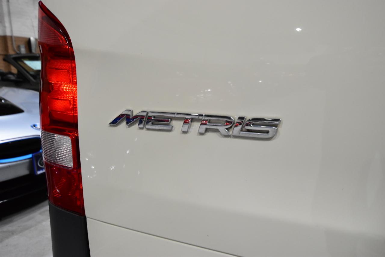 Mercedes-Benz Metris Passenger Van  2020