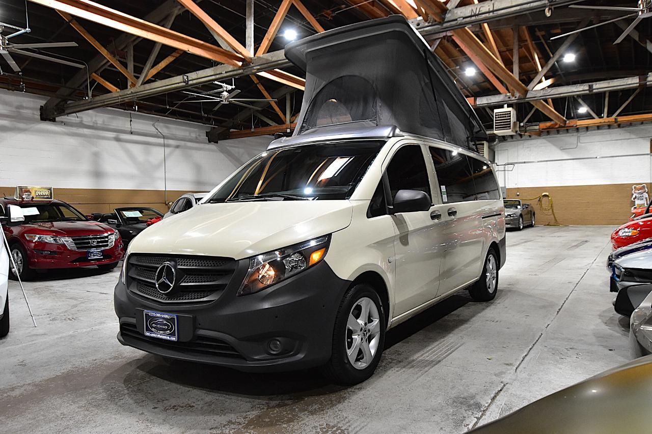 Mercedes-Benz Metris Passenger Van  2020