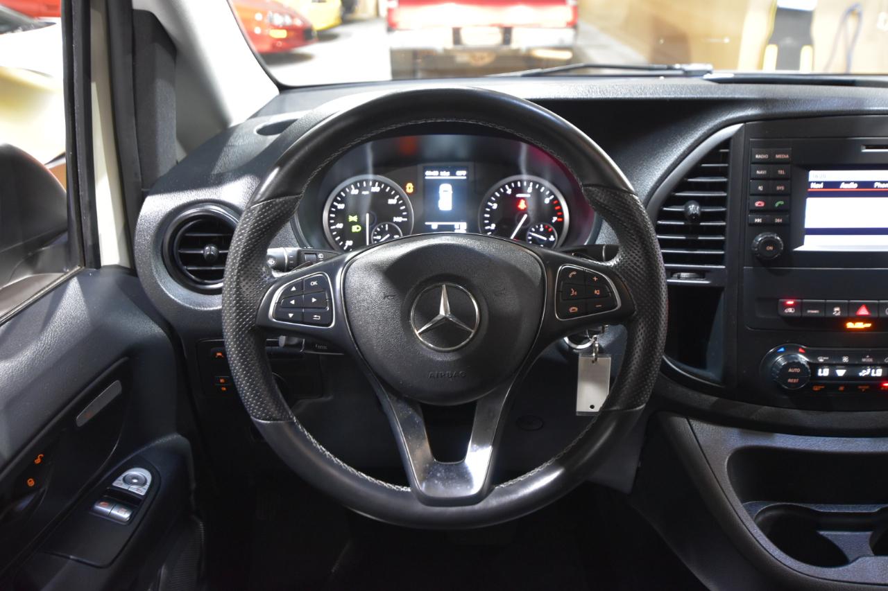 Mercedes-Benz Metris Passenger Van  2020