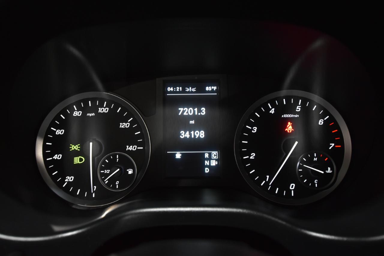 Mercedes-Benz Metris Passenger Van  2020
