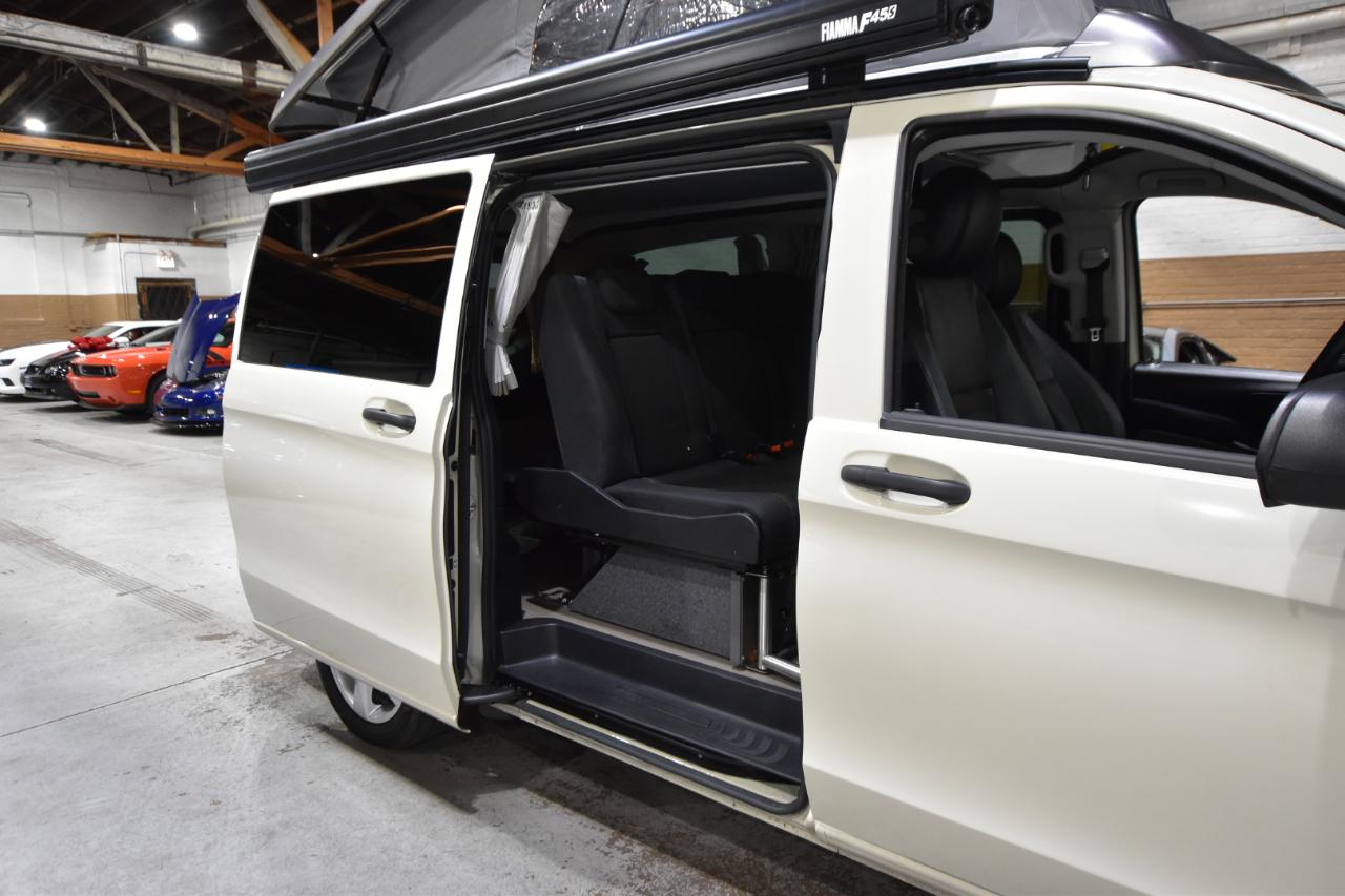 Mercedes-Benz Metris Passenger Van  2020