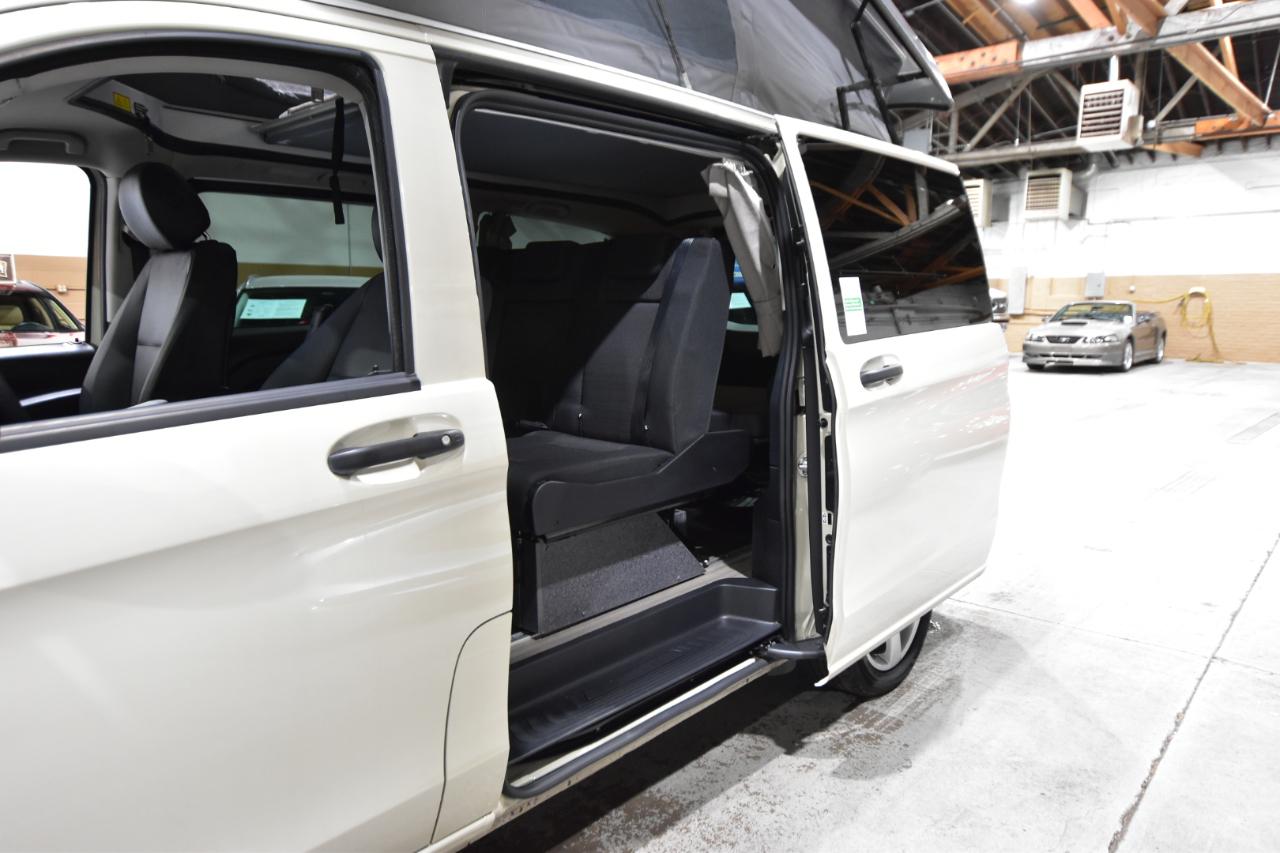 Mercedes-Benz Metris Passenger Van  2020