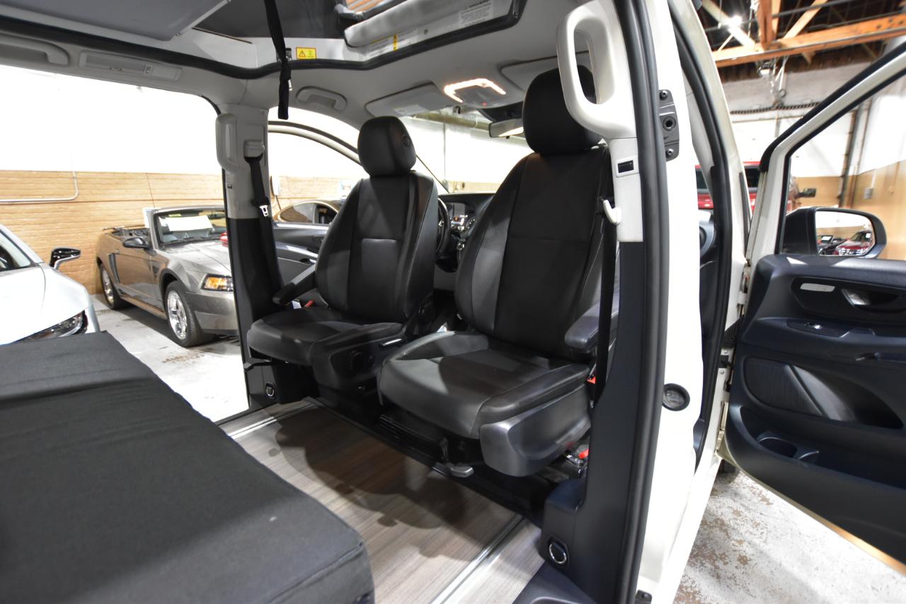 Mercedes-Benz Metris Passenger Van  2020