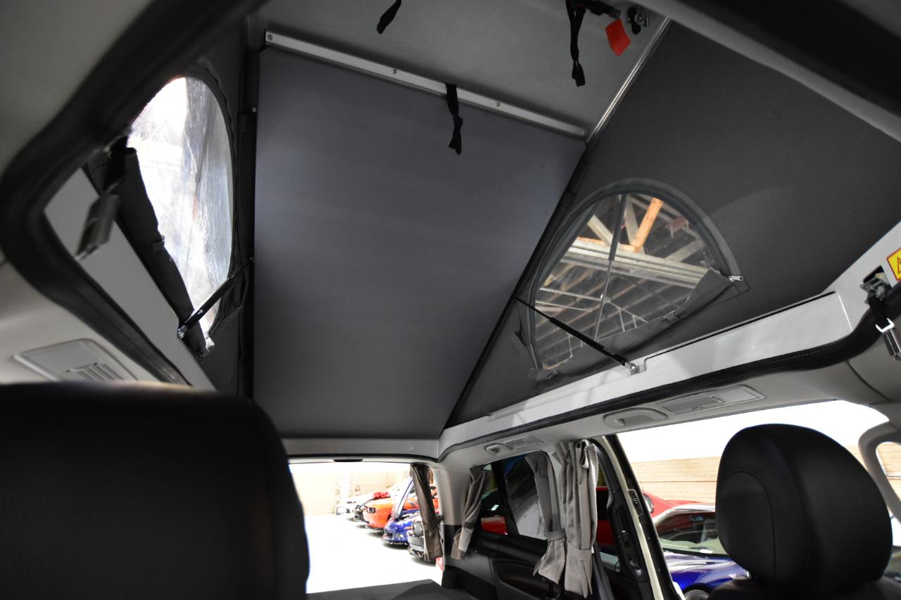Mercedes-Benz Metris Passenger Van  2020