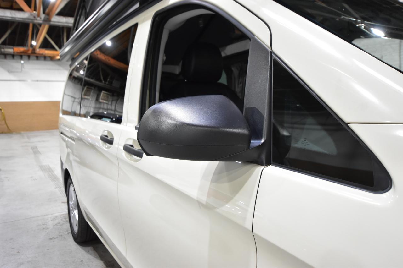 Mercedes-Benz Metris Passenger Van  2020