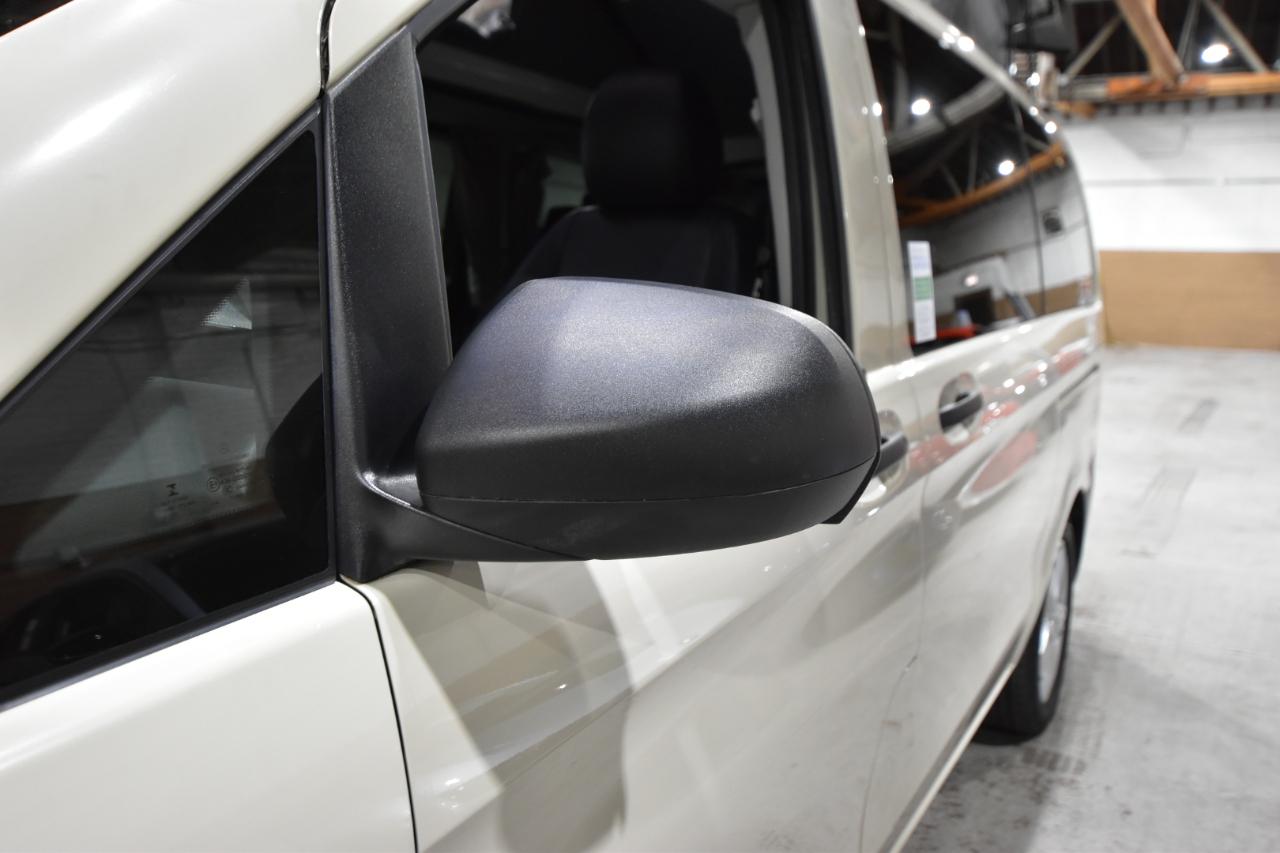 Mercedes-Benz Metris Passenger Van  2020