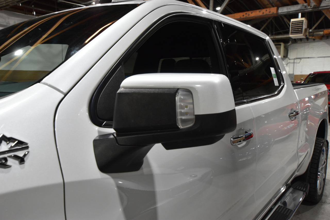 Chevrolet Silverado 1500 LTD 4WD Crew Cab 157" High Country 2022