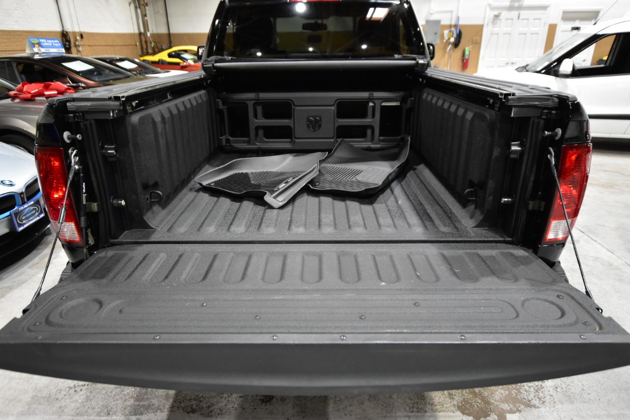 RAM 1500 4WD Reg Cab 120.5" Sport 2012