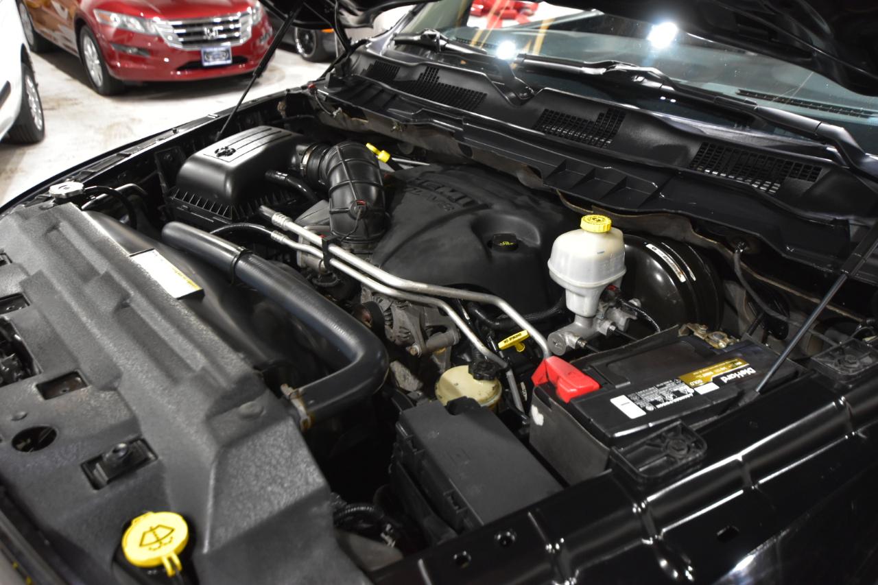 RAM 1500 4WD Reg Cab 120.5" Sport 2012