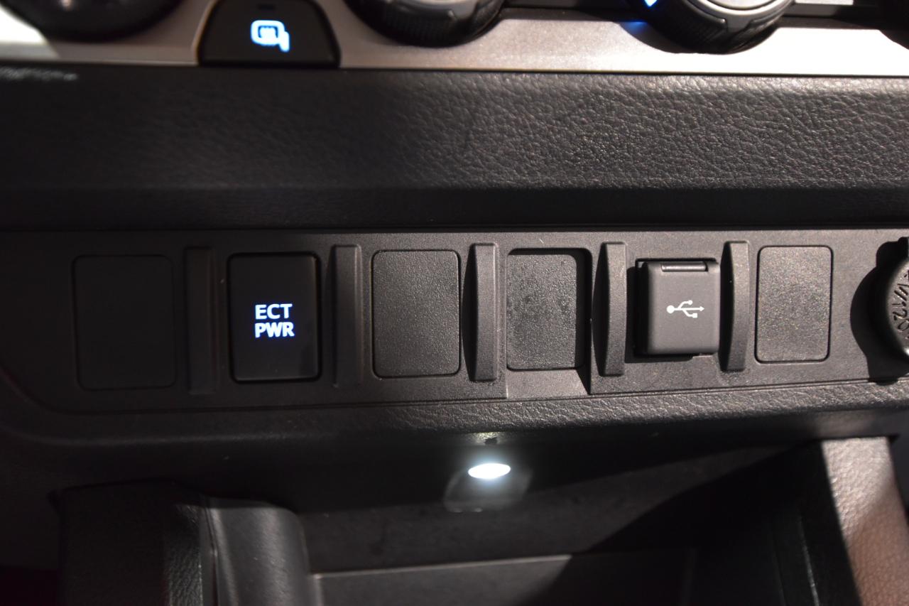 Toyota Tacoma 4WD TRD Off Road Double Cab 5' Bed V6 AT (Natl) 2020