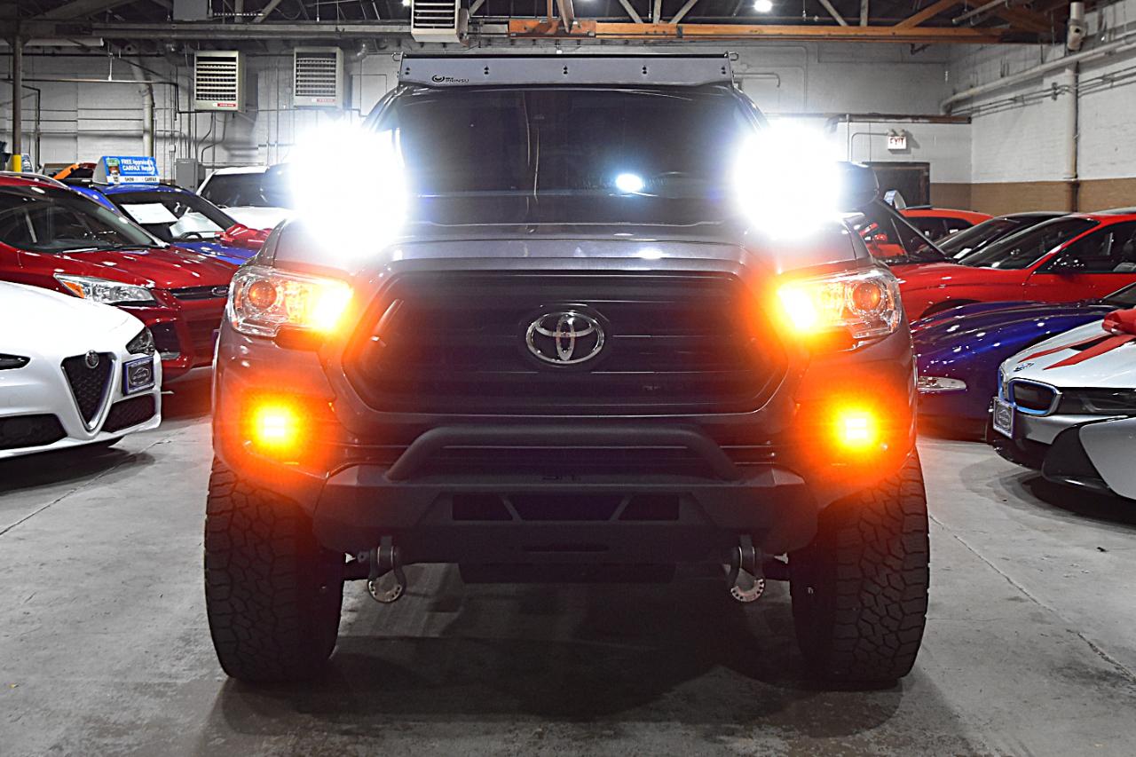 Toyota Tacoma photo 3