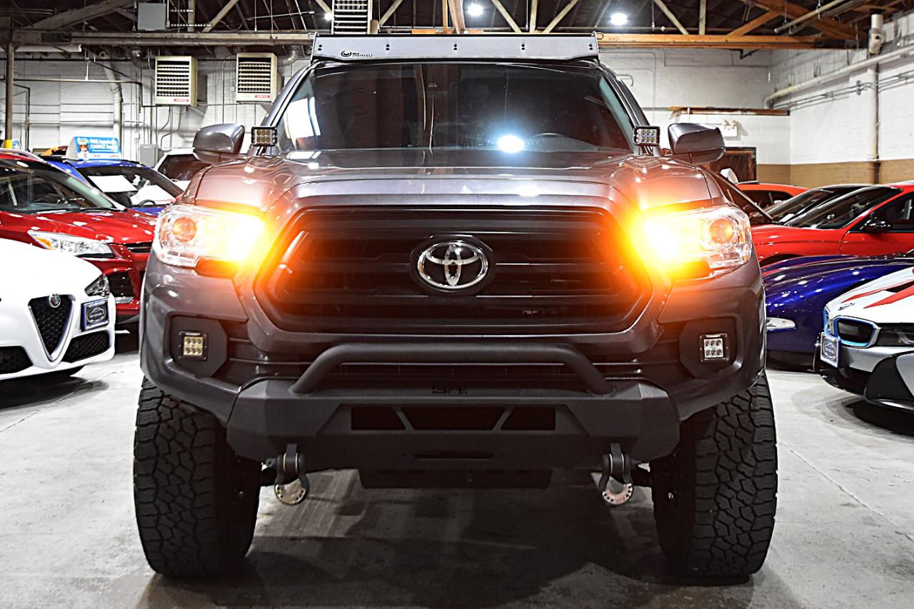 Toyota Tacoma photo 4