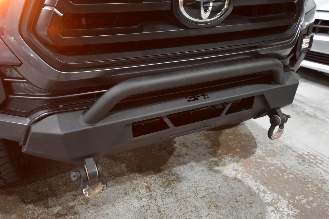 Toyota Tacoma photo 5