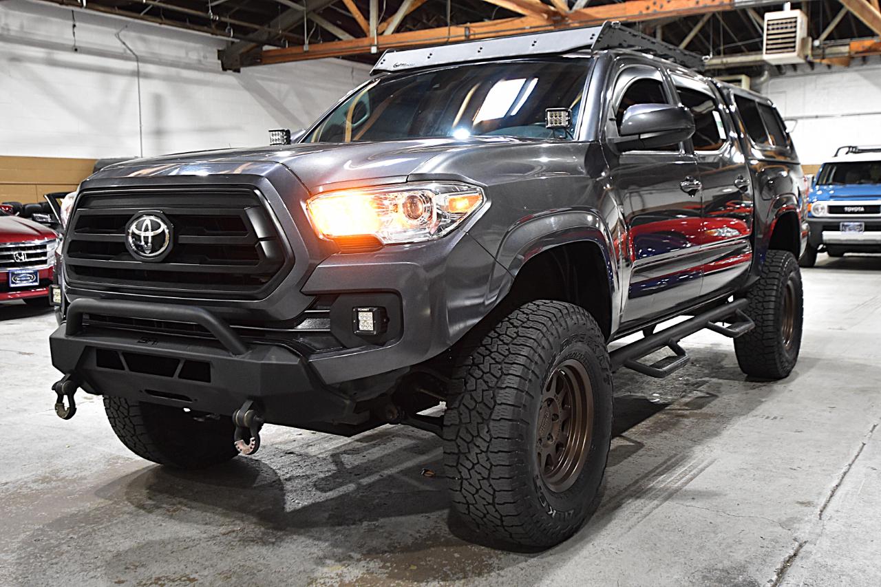 Toyota Tacoma photo 9