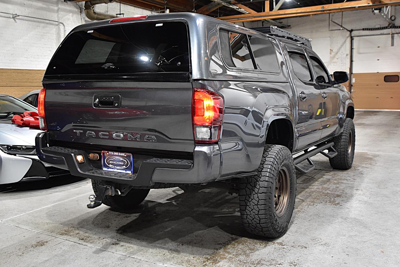 Toyota Tacoma photo 11