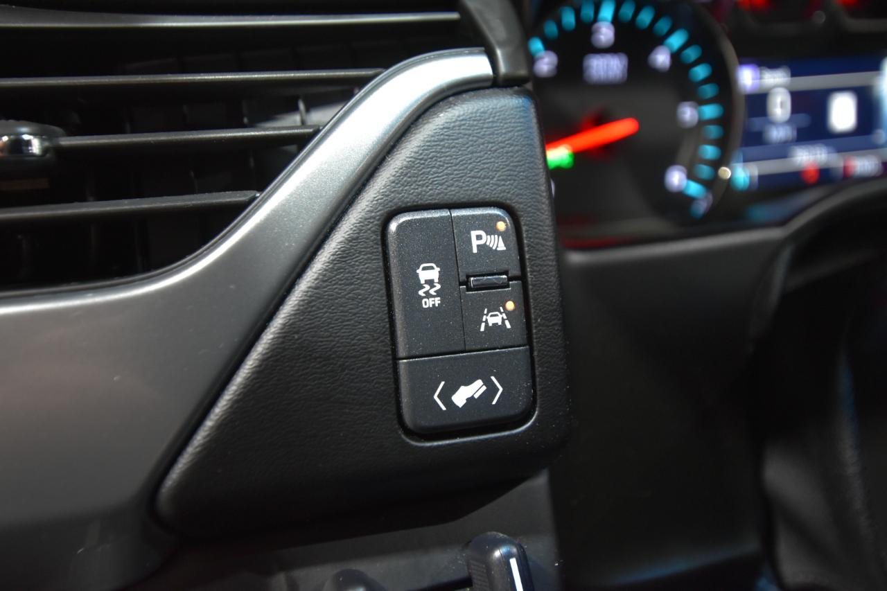 Chevrolet Suburban 4WD 4dr 1500 LT 2019