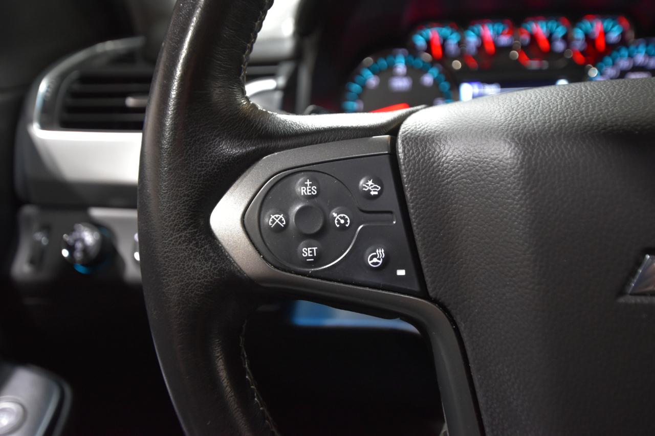 Chevrolet Suburban 4WD 4dr 1500 LT 2019