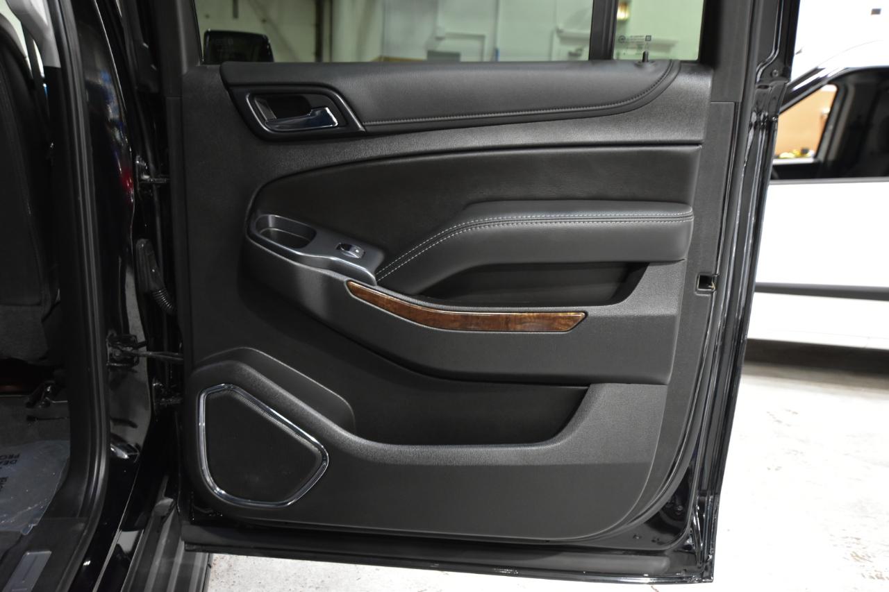 Chevrolet Suburban 4WD 4dr 1500 LT 2019